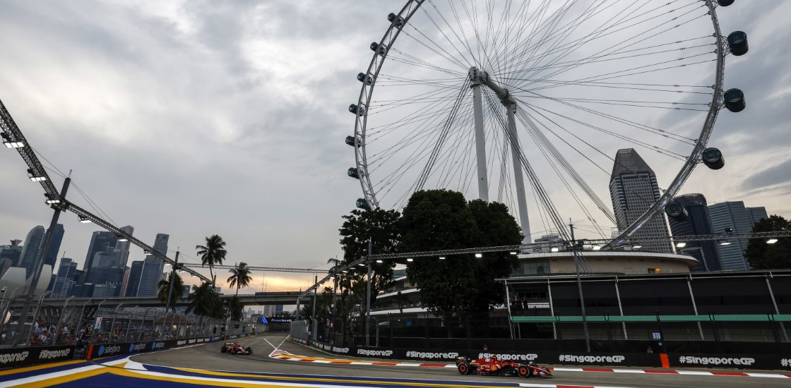 MARINA BAY GRANDSTAND