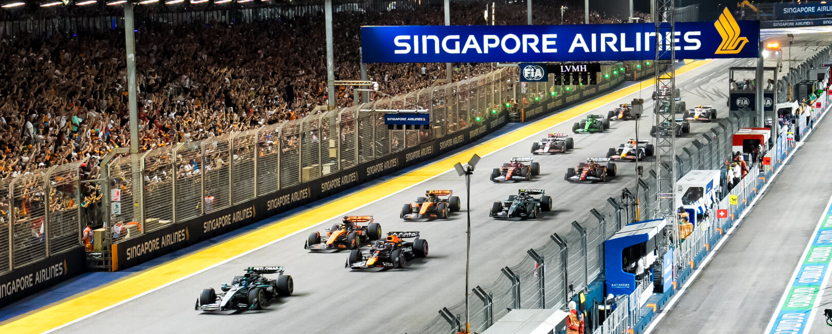 FORMULA 1 PADDOCK CLUB™