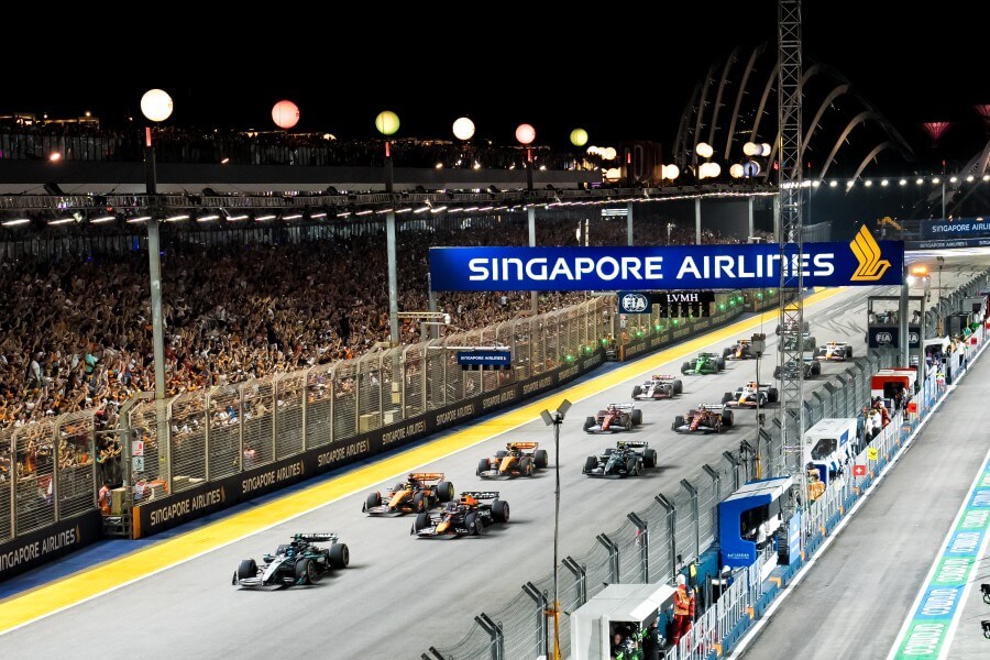 Background Image on-track